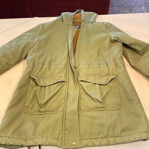 In great condition! Patagonia size large women’s jacket